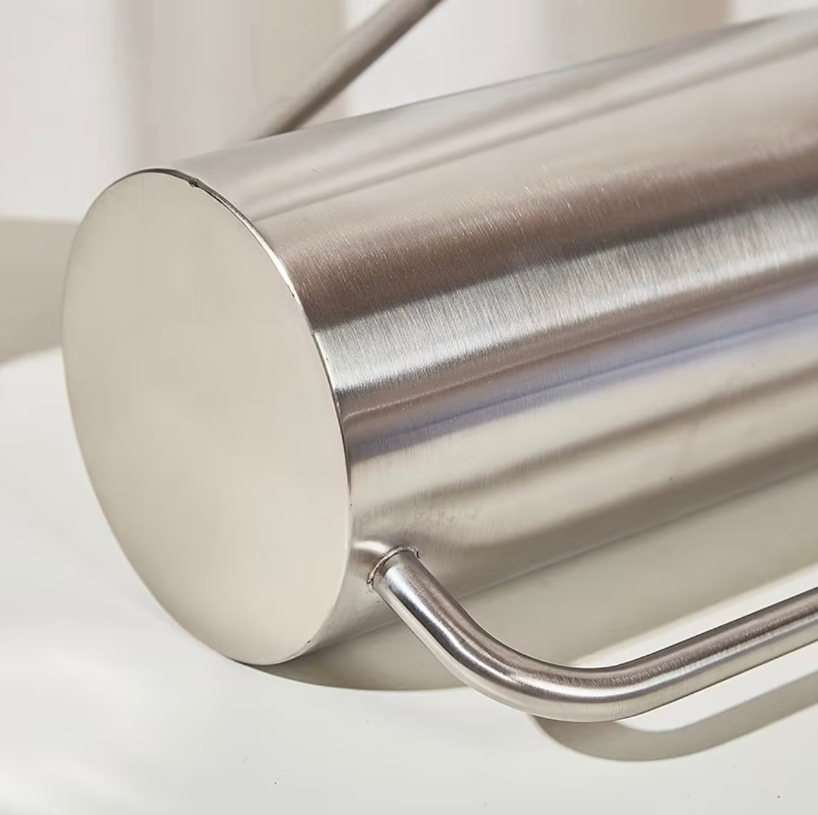 NORDSTÅL - Elegant Bevattningskanna i Stål