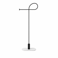 NORDRA – Modern Fristående Klädhängare