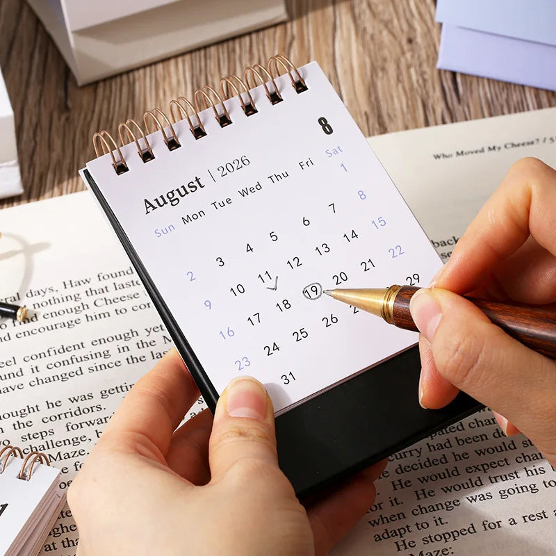 KALENDRA - Minimalistisk Skrivbordskalender Spiralplanerare